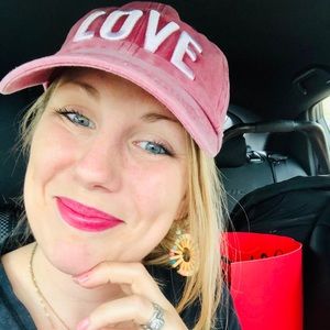 Meet your Posher, Kalie